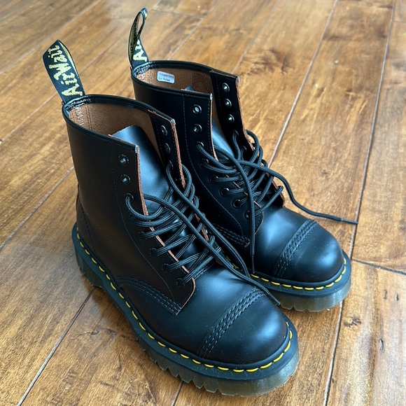 DOC MARTENS 1460 BEX MADE IN ENGLAND TOE CAP LACE UP BOOTS - Picture 4 of 9